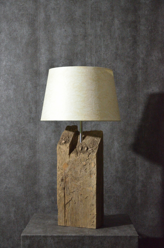 流木と和紙のランプ